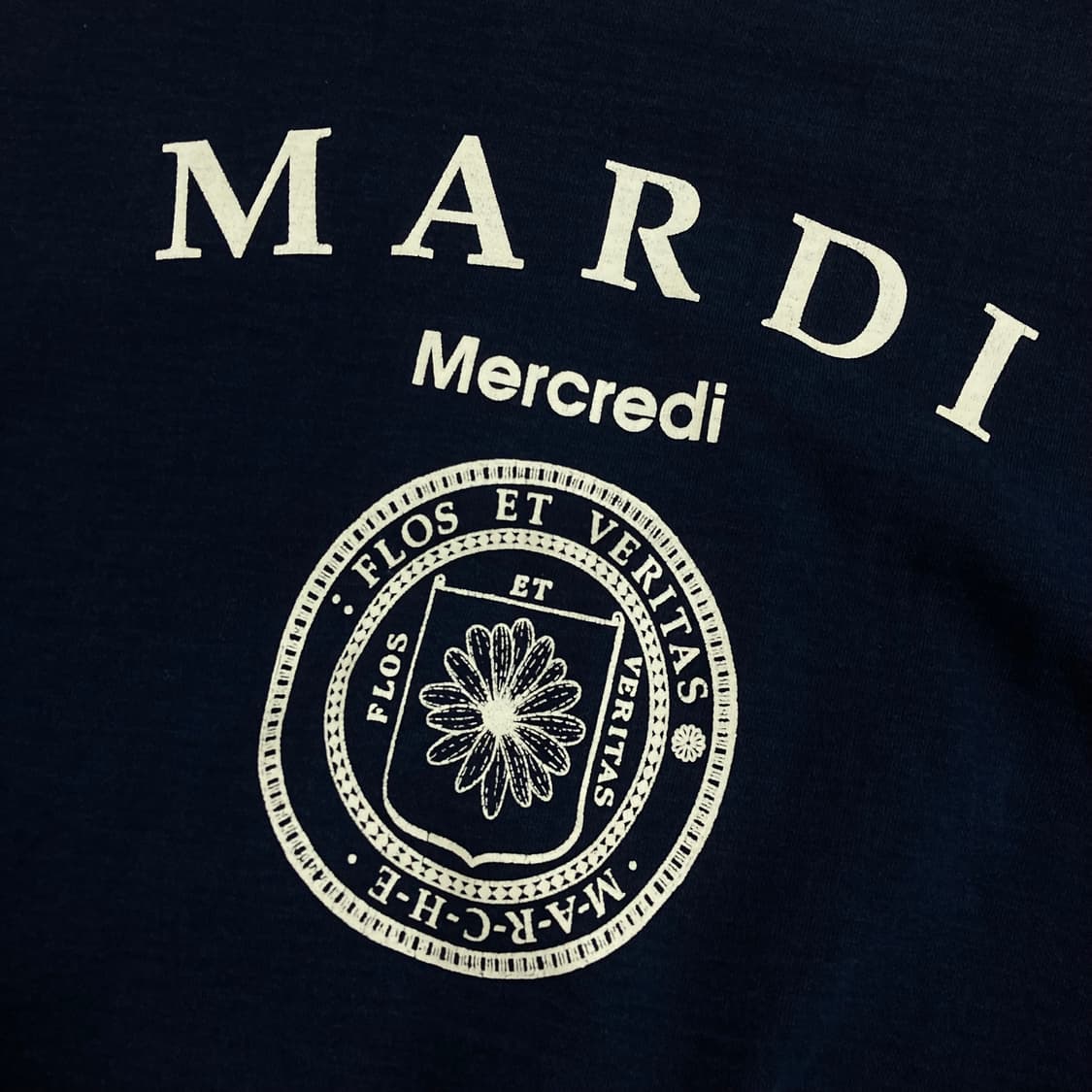 마르디 메크르디 빅로고 네이비 맨투맨 상품이미지2