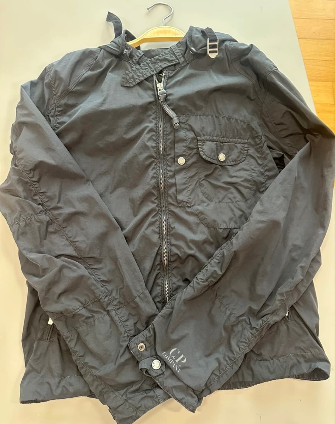 cp컴퍼니 고글 바람막이 자켓 상품이미지1