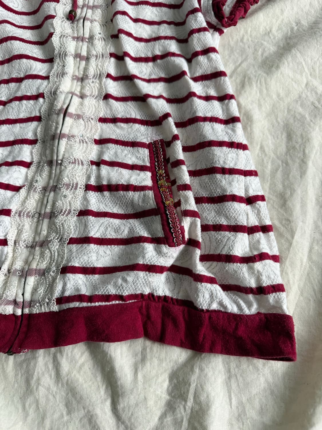 엑시즈팜 체리레드 니혼진 너드 단가라 레이스 집업 상품이미지4