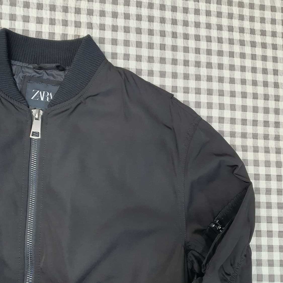 자라 셔링 봄버 집업자켓 남자95 상품이미지3