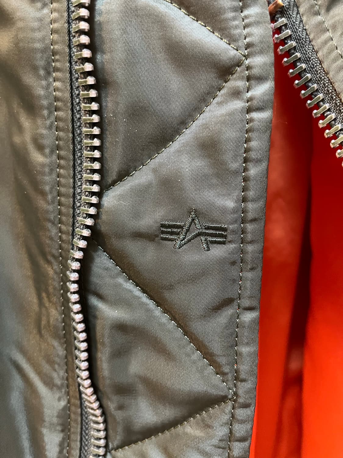 알파인더스트리 ma-1 레귤러핏 XL 판매합니다 상품이미지5