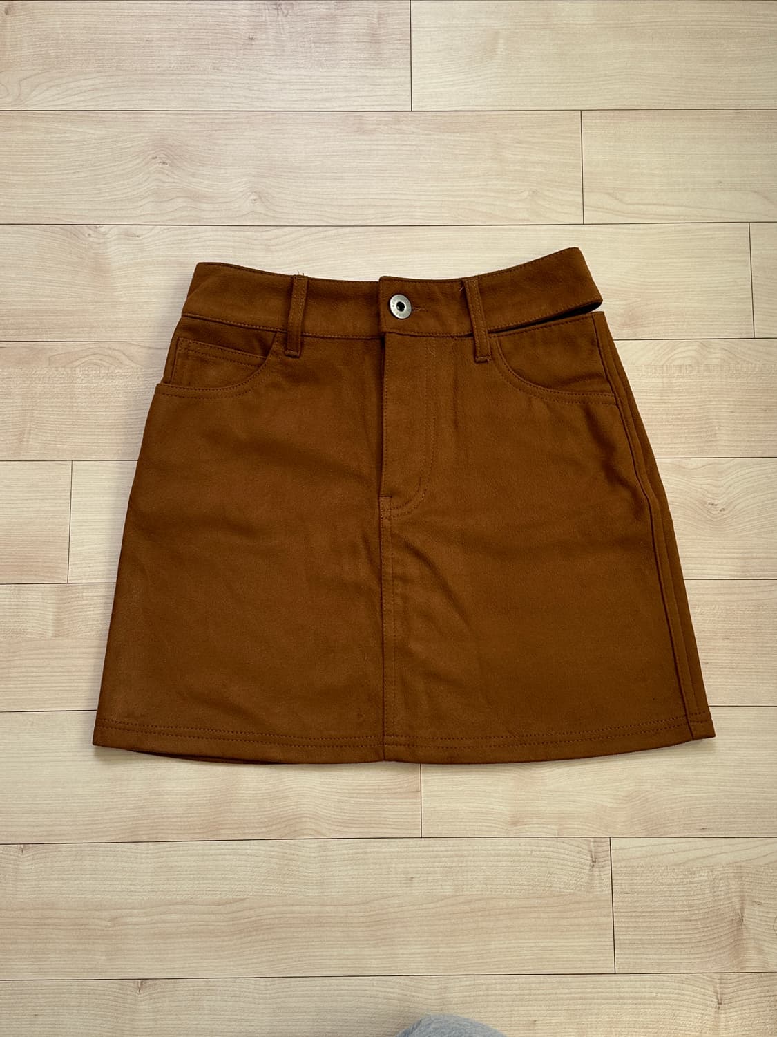 오아이오아이 oioi 브라운 스웨이드 미니스커트 S 상품이미지1