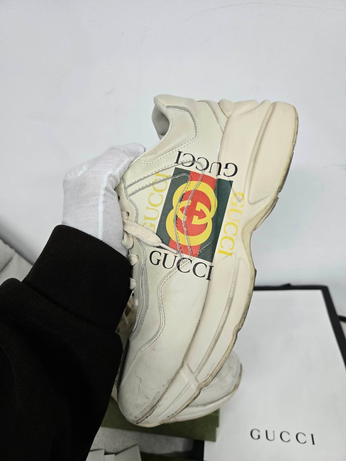 [보증서 정품] 구찌 라이톤 스니커즈 상품이미지1