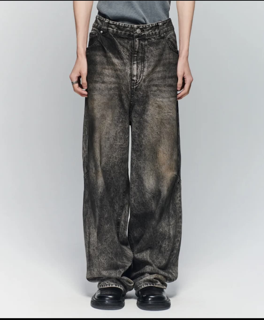 메종미네드 DART BRUSH WIDE DENIM PANTS 데님팬츠 상품이미지1