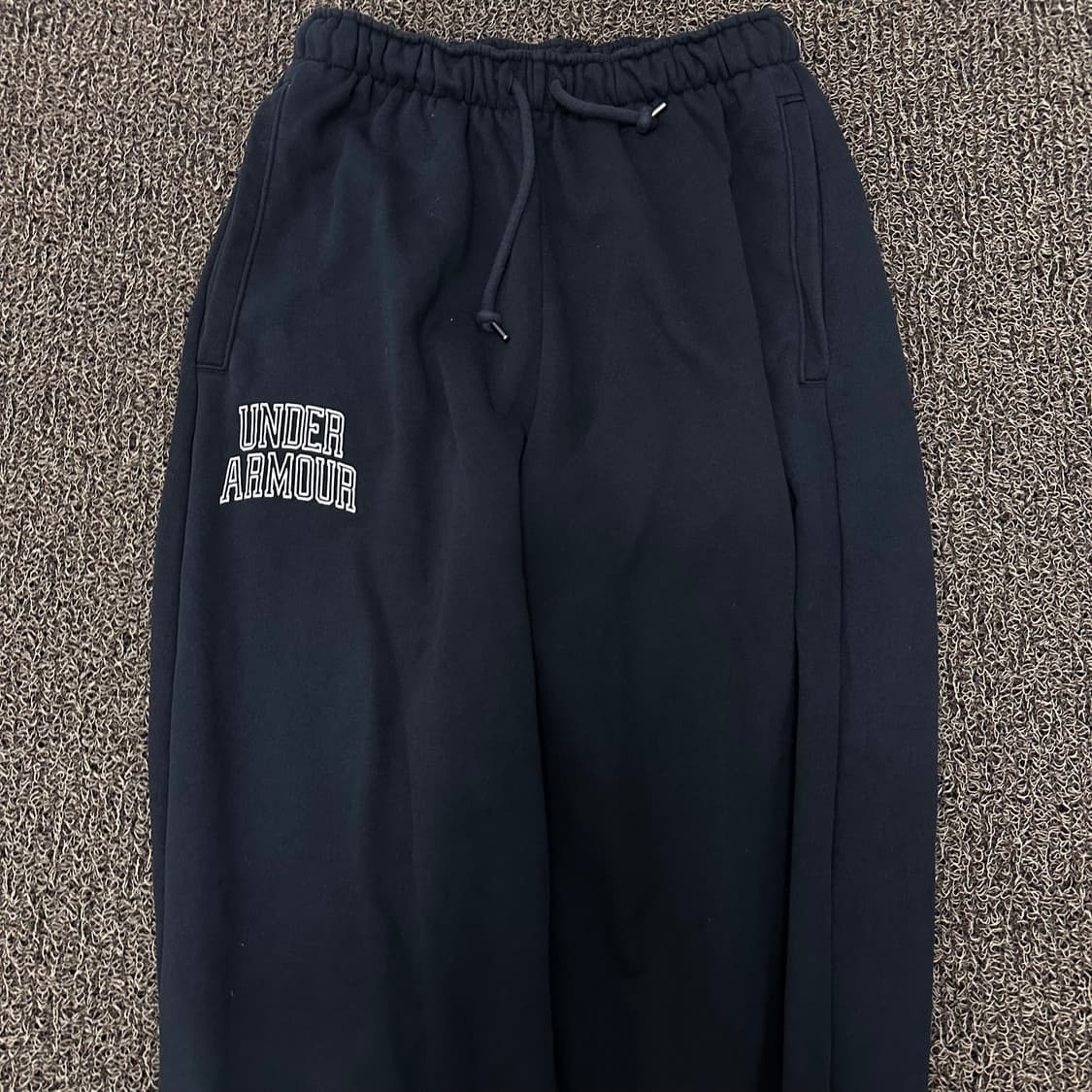 언더아머 맨투맨 추리닝 바지 트레이닝 세트 블랙 M 상품이미지7