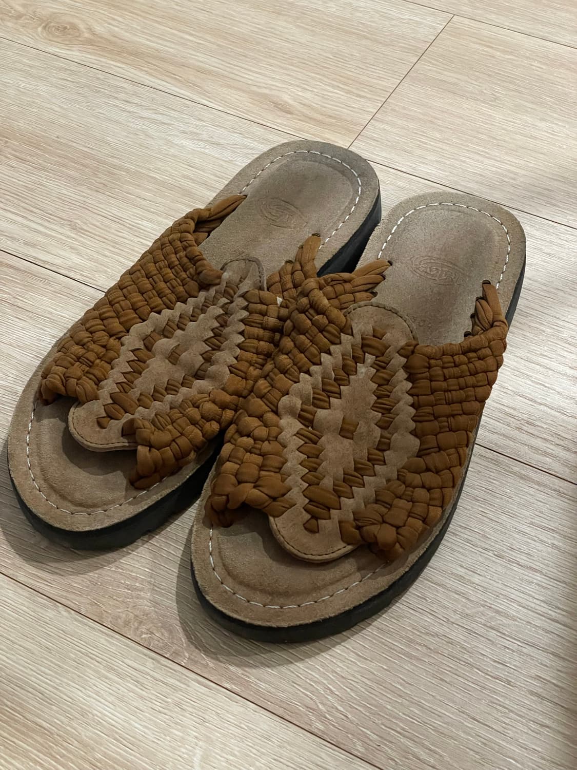 츄바스코 아즈텍 샌들 7사이즈 (240-250) 상품이미지1