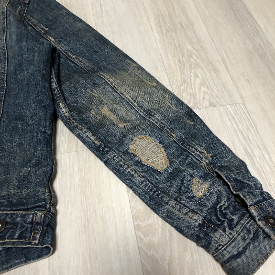 (L) 아베크롬비 에즈라피치 EZRA FITCH 하드 워싱 데님 청자켓 상품이미지9