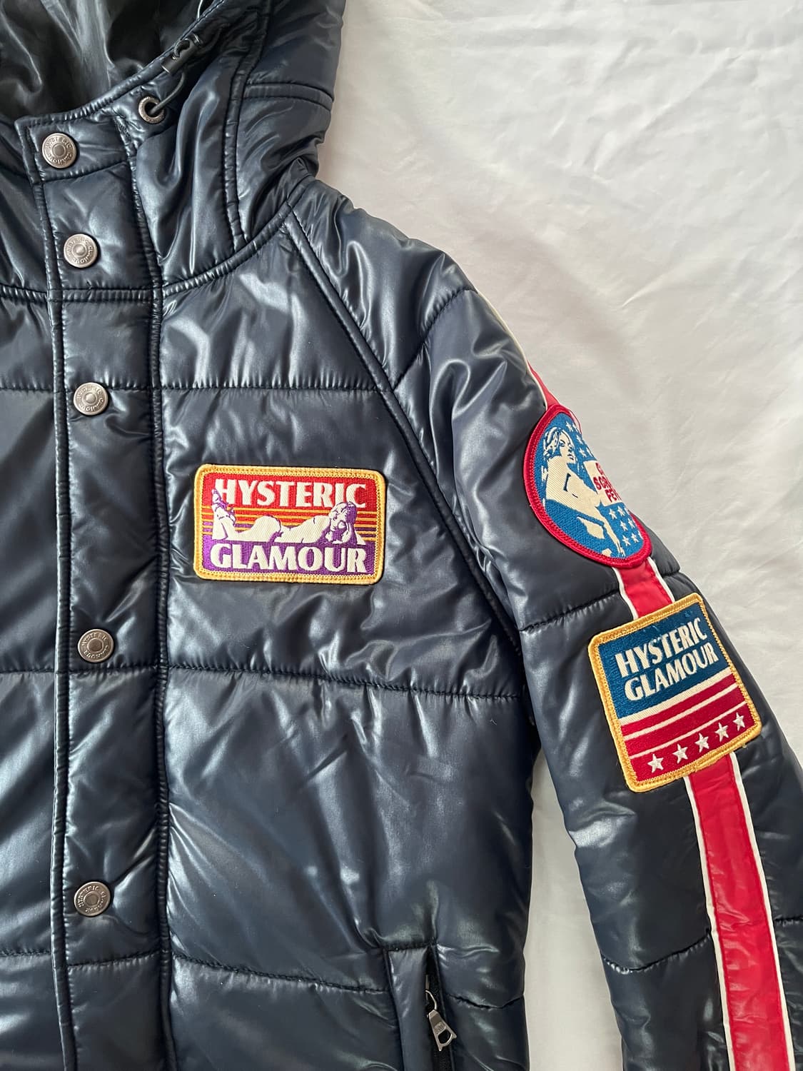 히스테릭 글래머 아카이브 히스걸 로고 패치 후드 패딩 다운 점퍼 상품이미지3