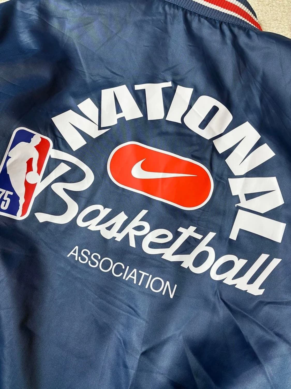 나이키 x NBA 75주년 봄버 새틴 바시티 자켓 PN7264 상품이미지3