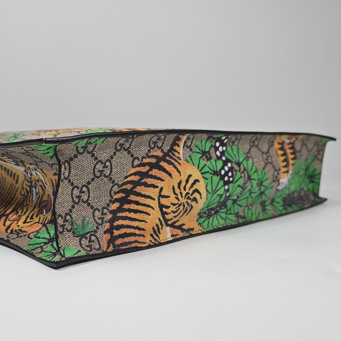 구찌 뱅갈 타이거 프린트 GG 수프림 캔버스 토트백 상품이미지7