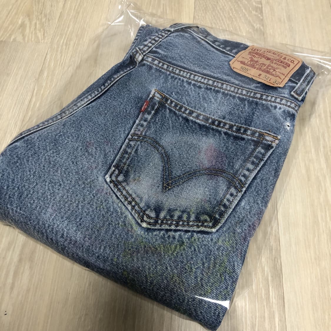 (32) 리바이스 Levi's 505 레귤러핏 페인팅 하드 워싱 데님 상품이미지9