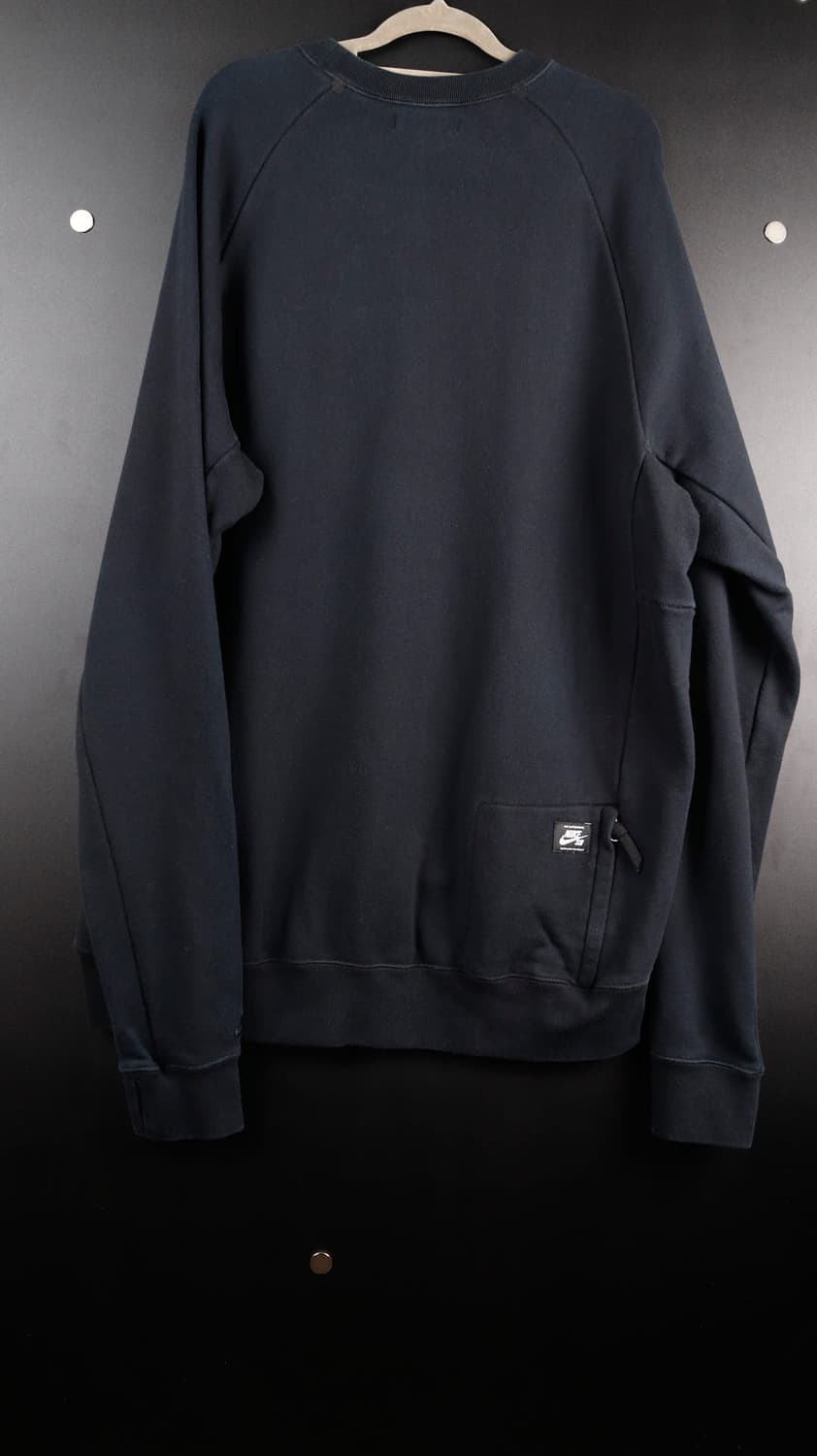 나이키 SB 백포켓 블랙 맨투맨 상품이미지5