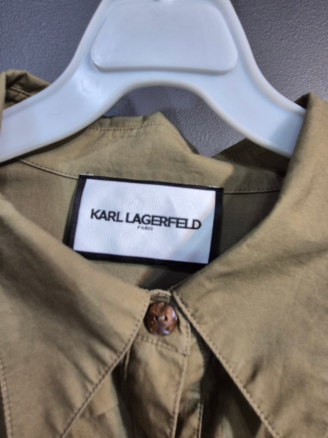 칼 라거펠트 카키색 여성 셔츠 95 상품이미지8