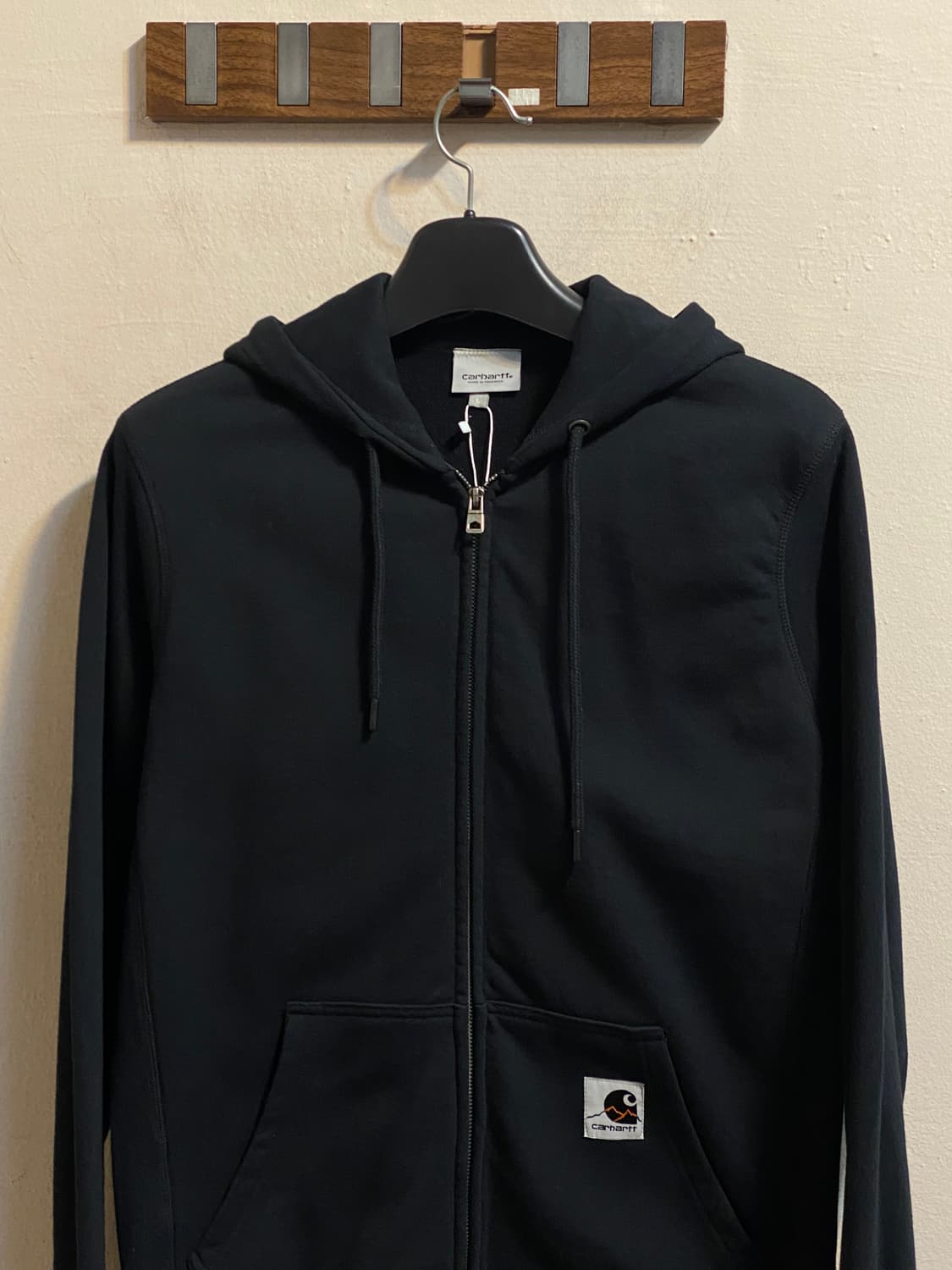 칼하트 WIP 블랙 집업 후디 상품이미지2