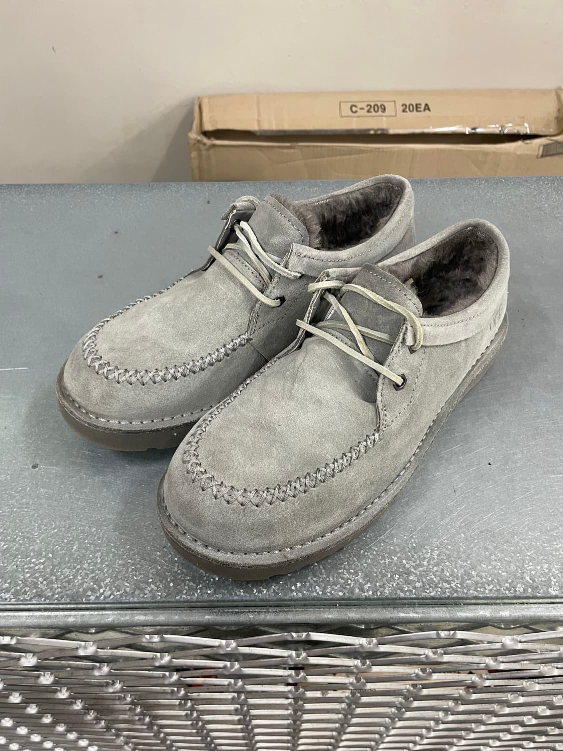 어그 캄포 레이스 로우 260 상품이미지2