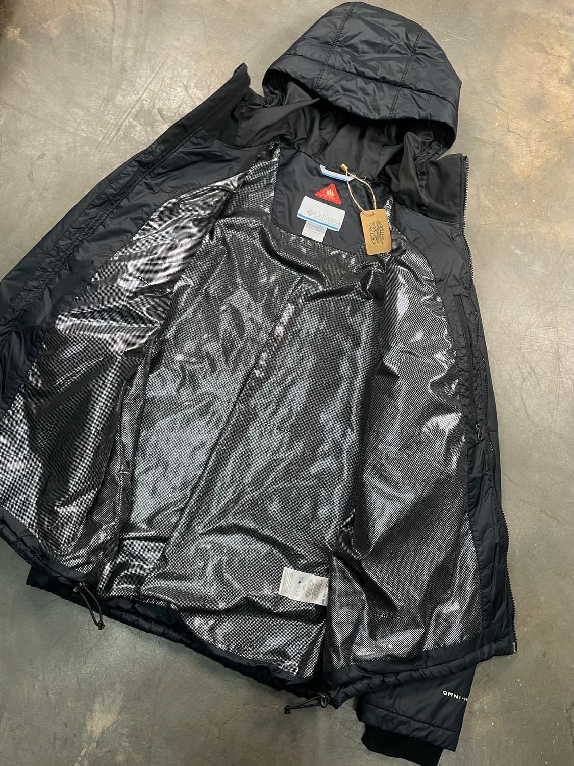 컬럼비아 후드 경량 패딩 상품이미지3