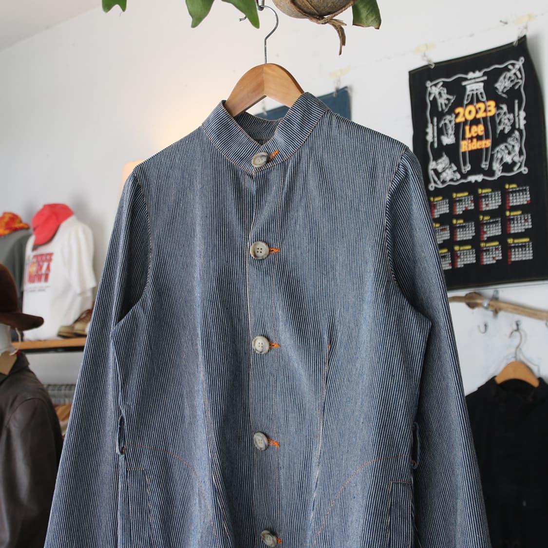 (착용컷) UTILITY 히코리 워크 자켓 (남성용 95-98) 상품이미지1