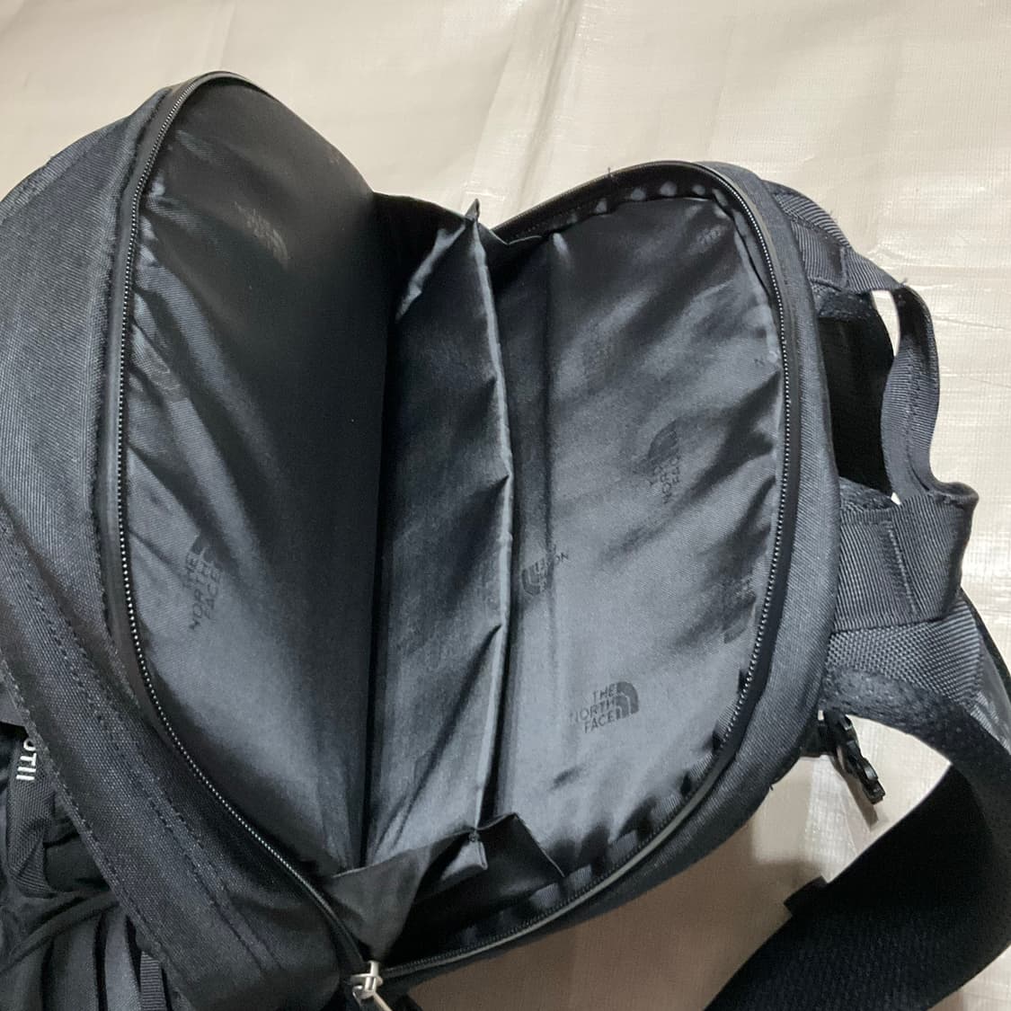 노스페이스 테크샷 블랙 백팩 상품이미지5