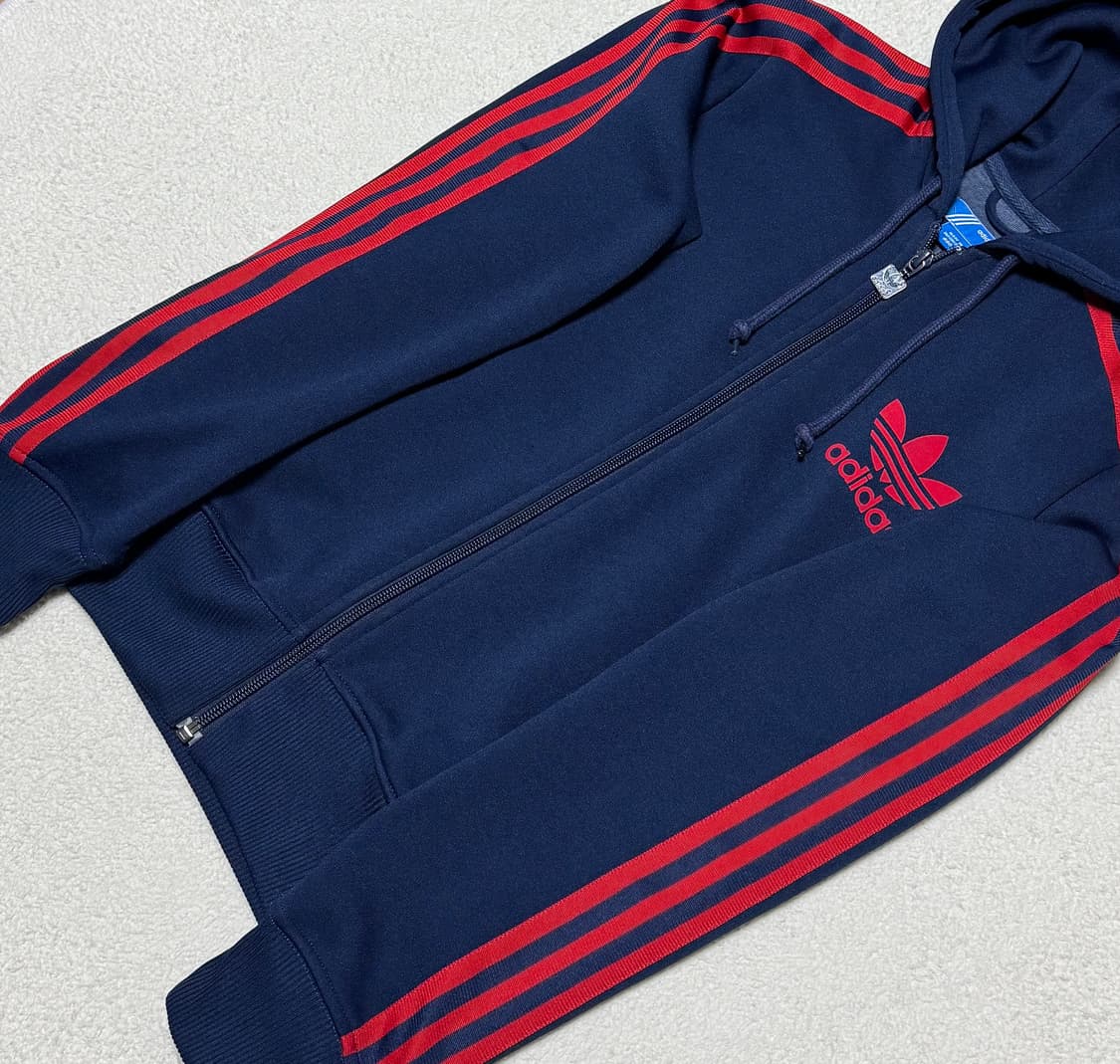 아디다스 딥네이비 레드 후드집업 상품이미지3