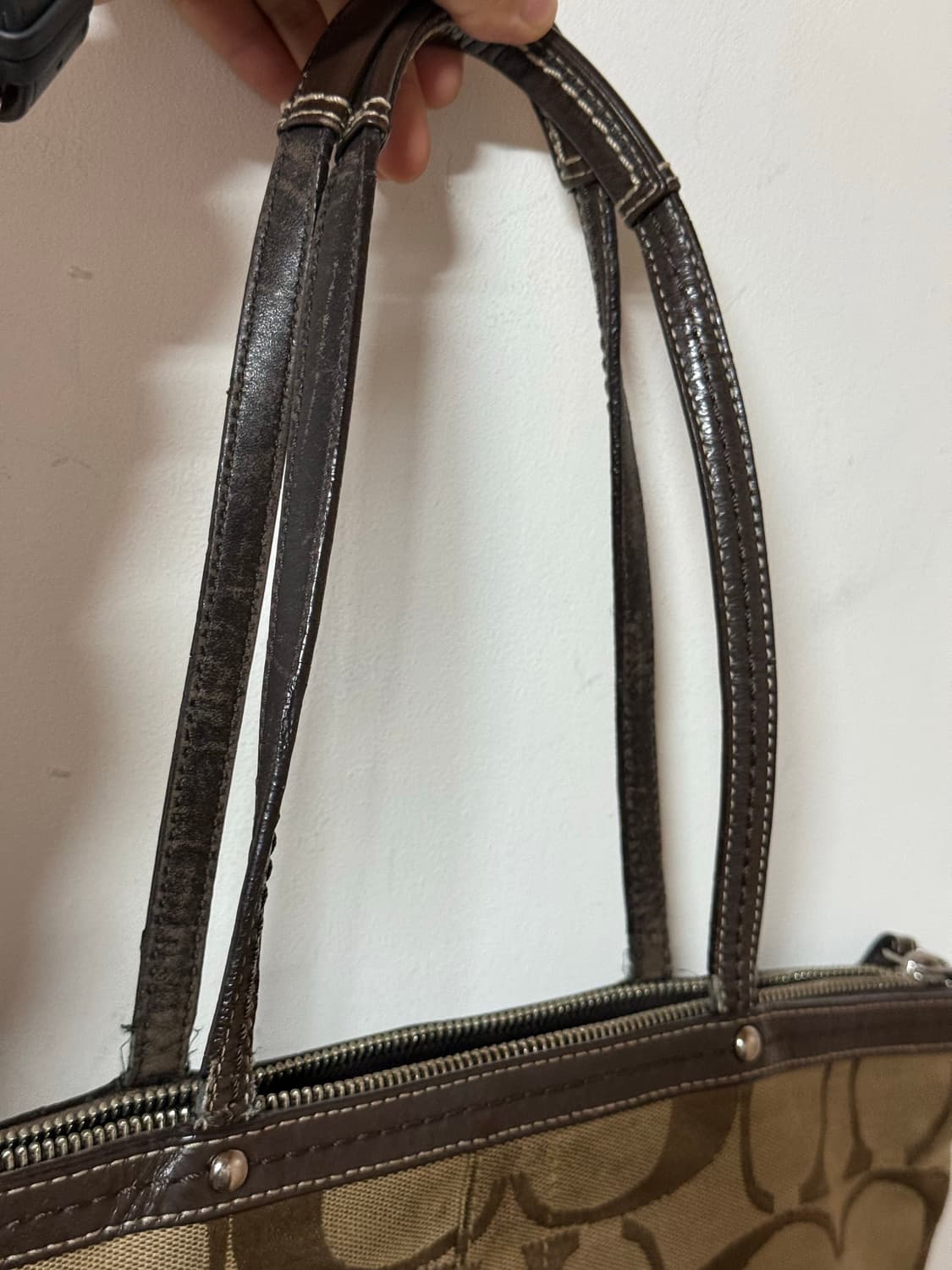 코치 시그니처 자카드 y2k 숄더 토트백 브라운 베이지 상품이미지5