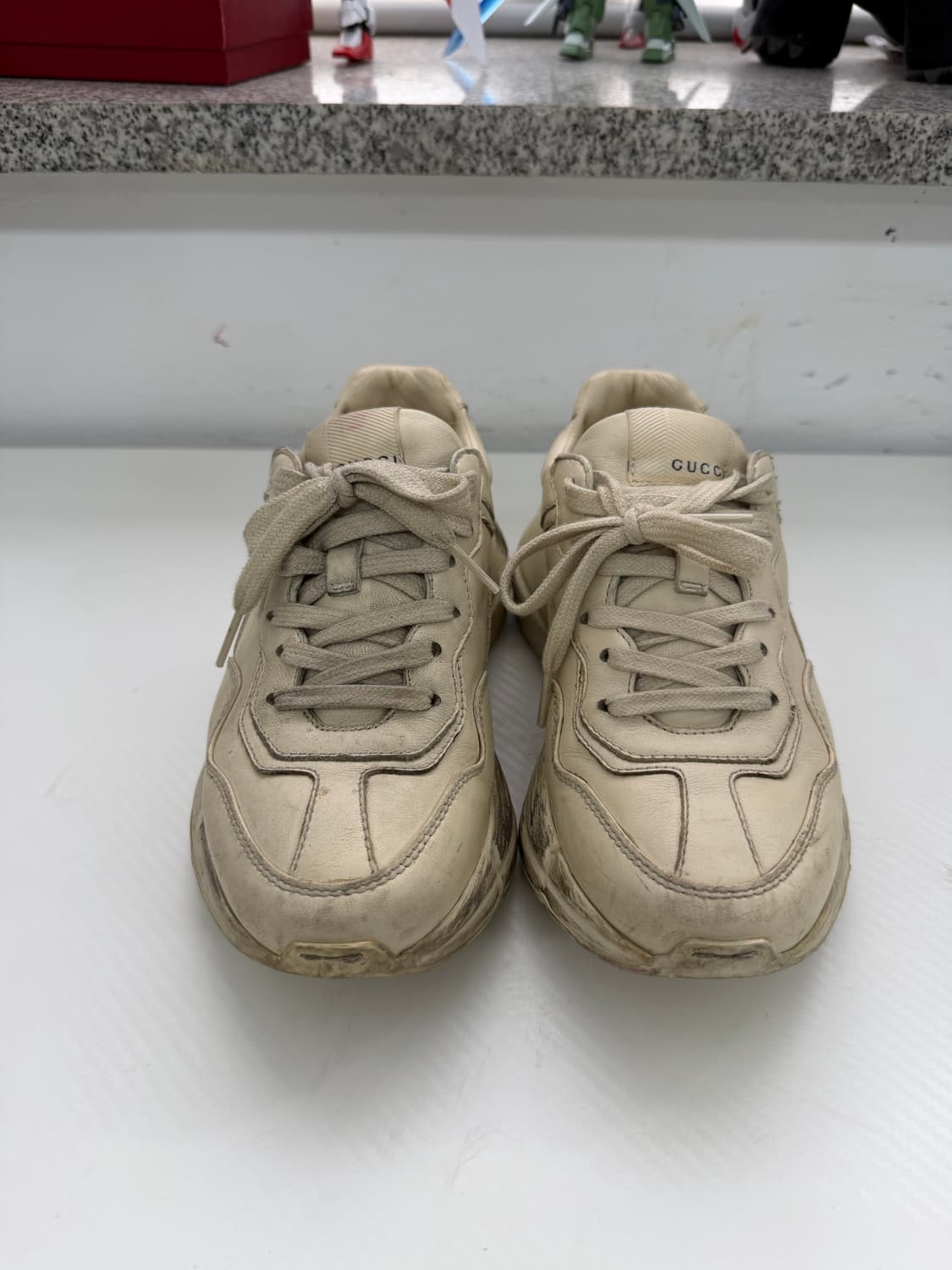 정품) 구찌 더티 라이톤 스니커즈 230 상품이미지1