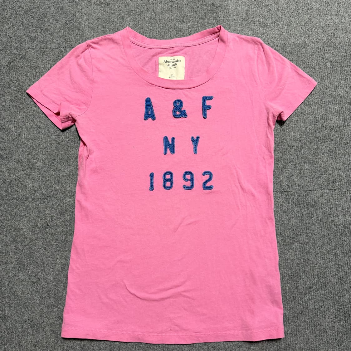 아베크롬비 핑크 반팔티셔츠 S 상품이미지2
