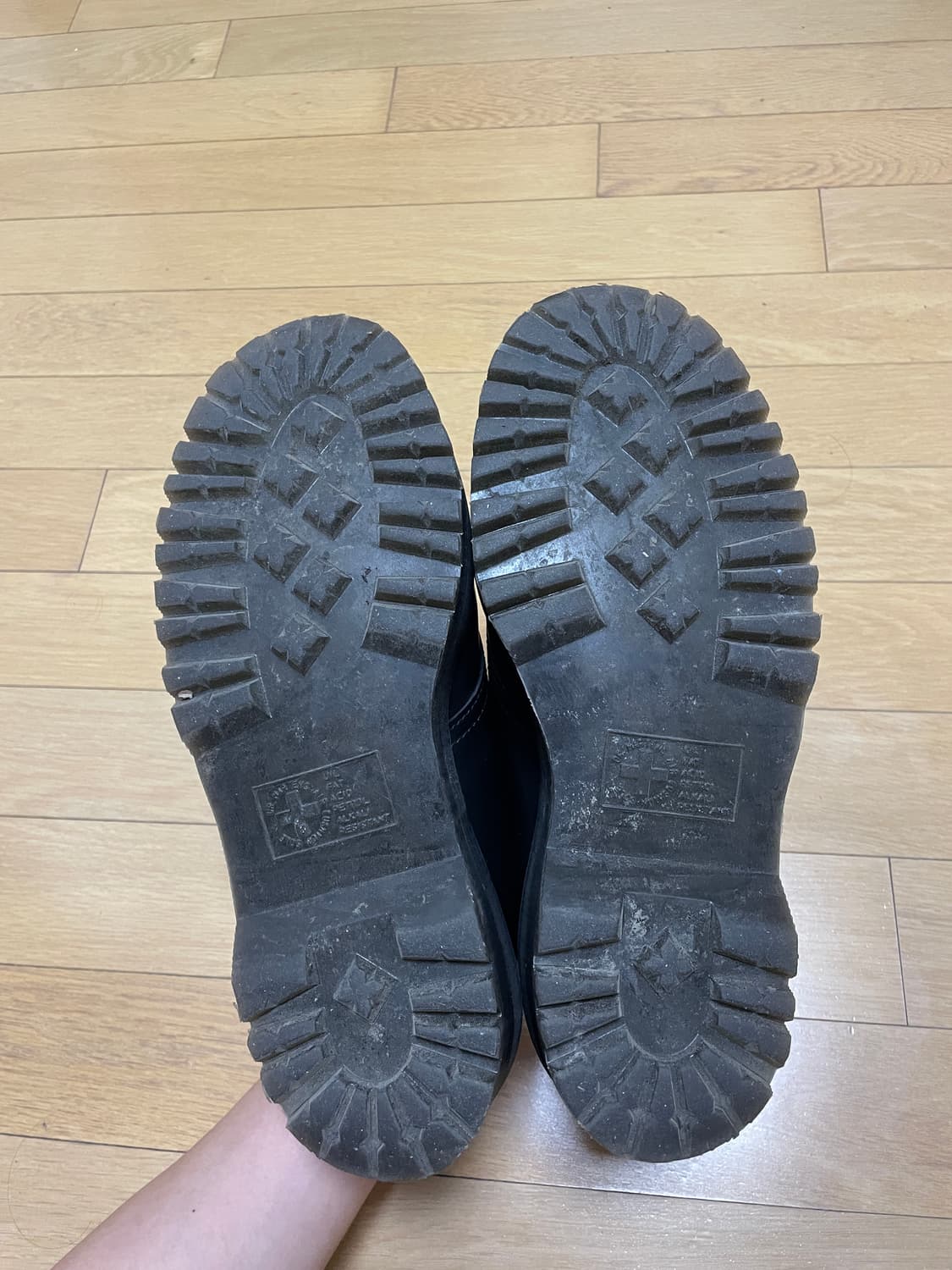 260 닥터마틴 1461 쿼드 상품이미지5