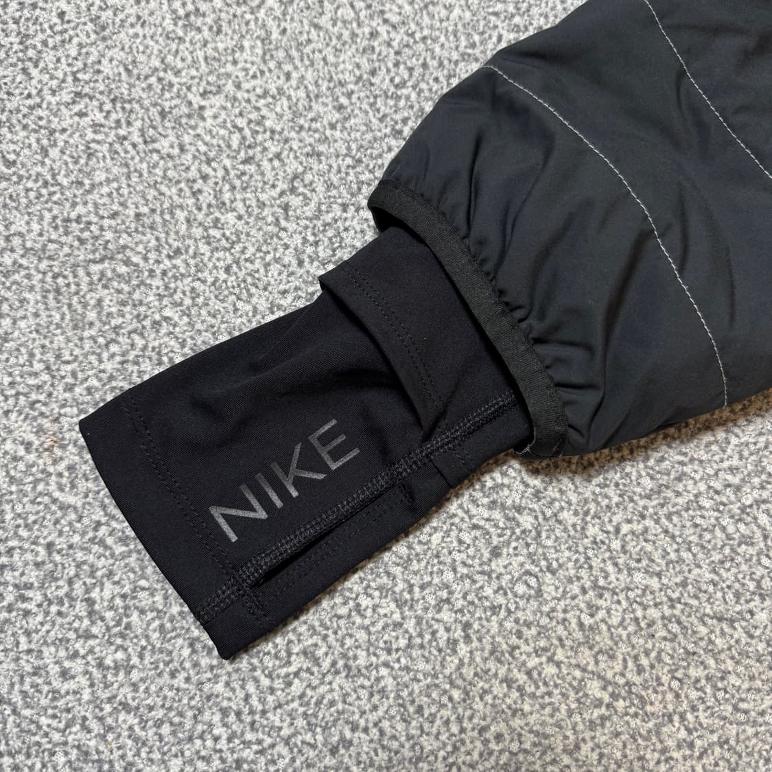 [정가 15만원] 나이키 써마핏 러닝 자켓 여성용 M 상품이미지7