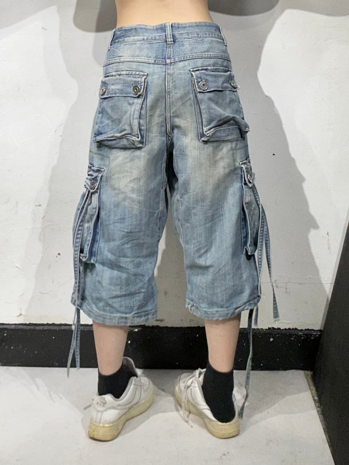 빈티지 연청 대대장 데님 멀티 포켓 디테일 와이드 버뮤다 팬츠   상품이미지3