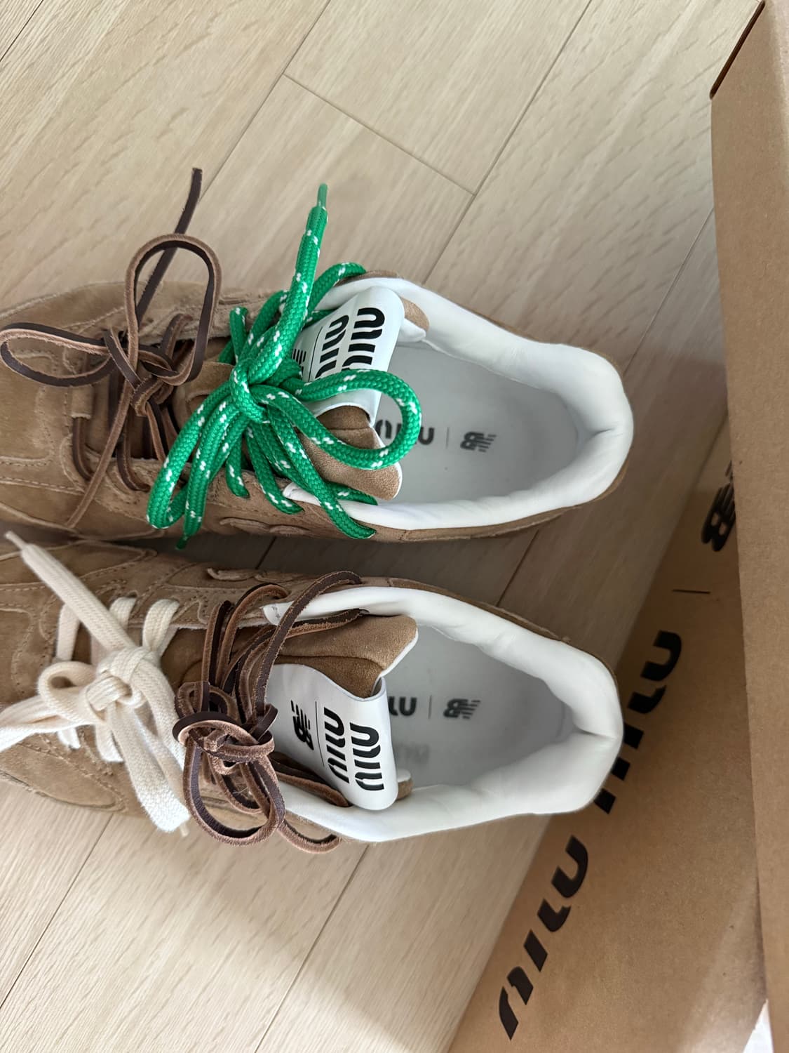 미우미우x뉴발란스 530 스웨이드 메쉬 스니커즈 36.5 상품이미지3