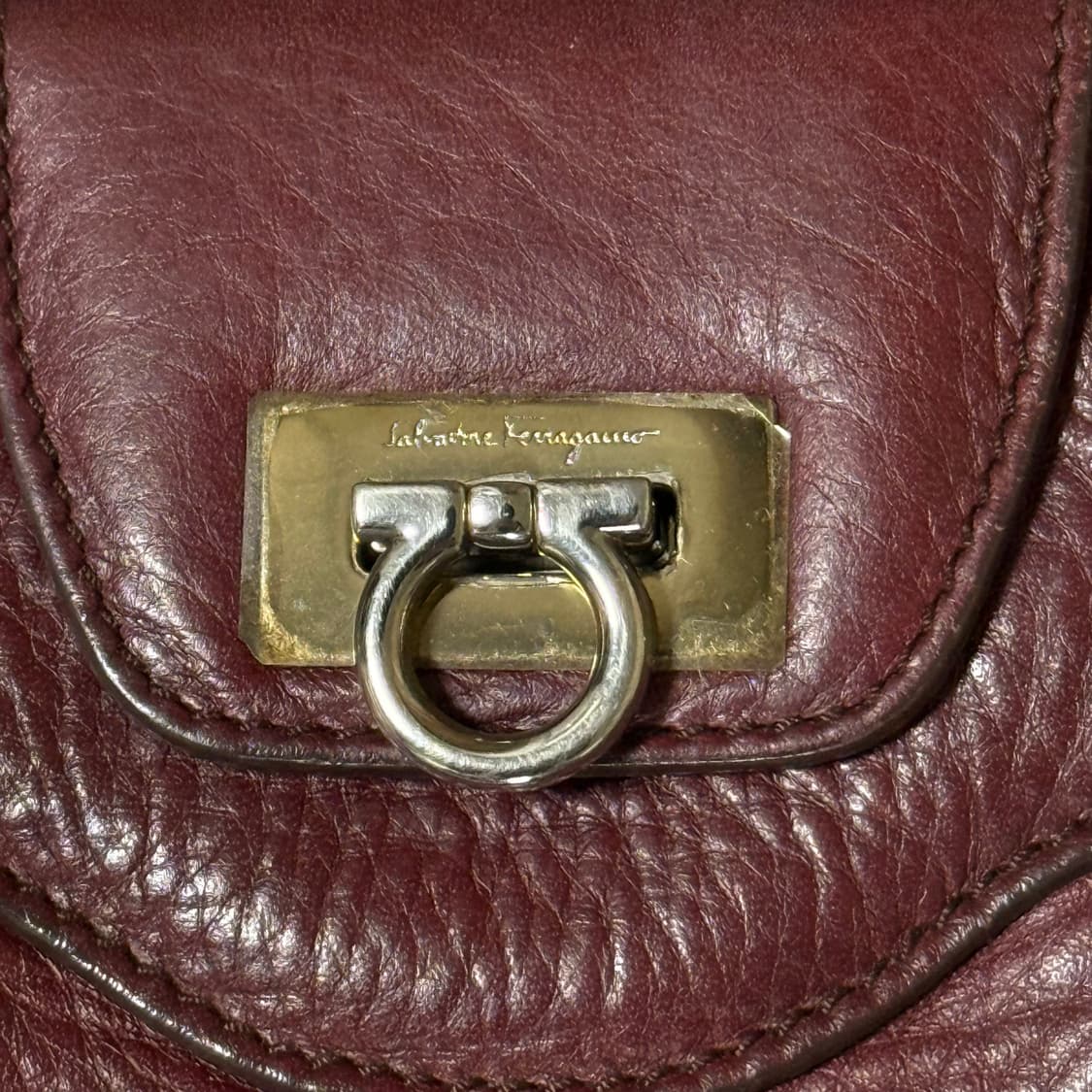 페레가모 간치니 숄더백 버건디 상품이미지6