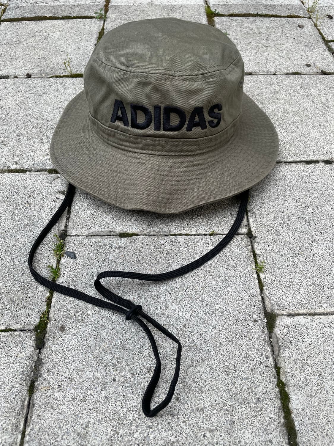 Adidas 아디다스 빅 자수로고 사파리 버킷햇 상품이미지2