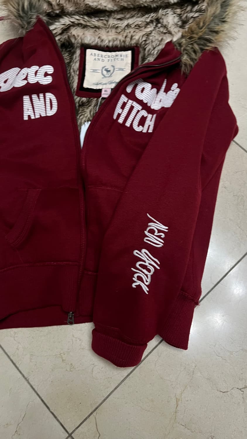 아베크롬비 울프죠 퍼 후드집업 XL (레드, 희귀매물) 상품이미지5