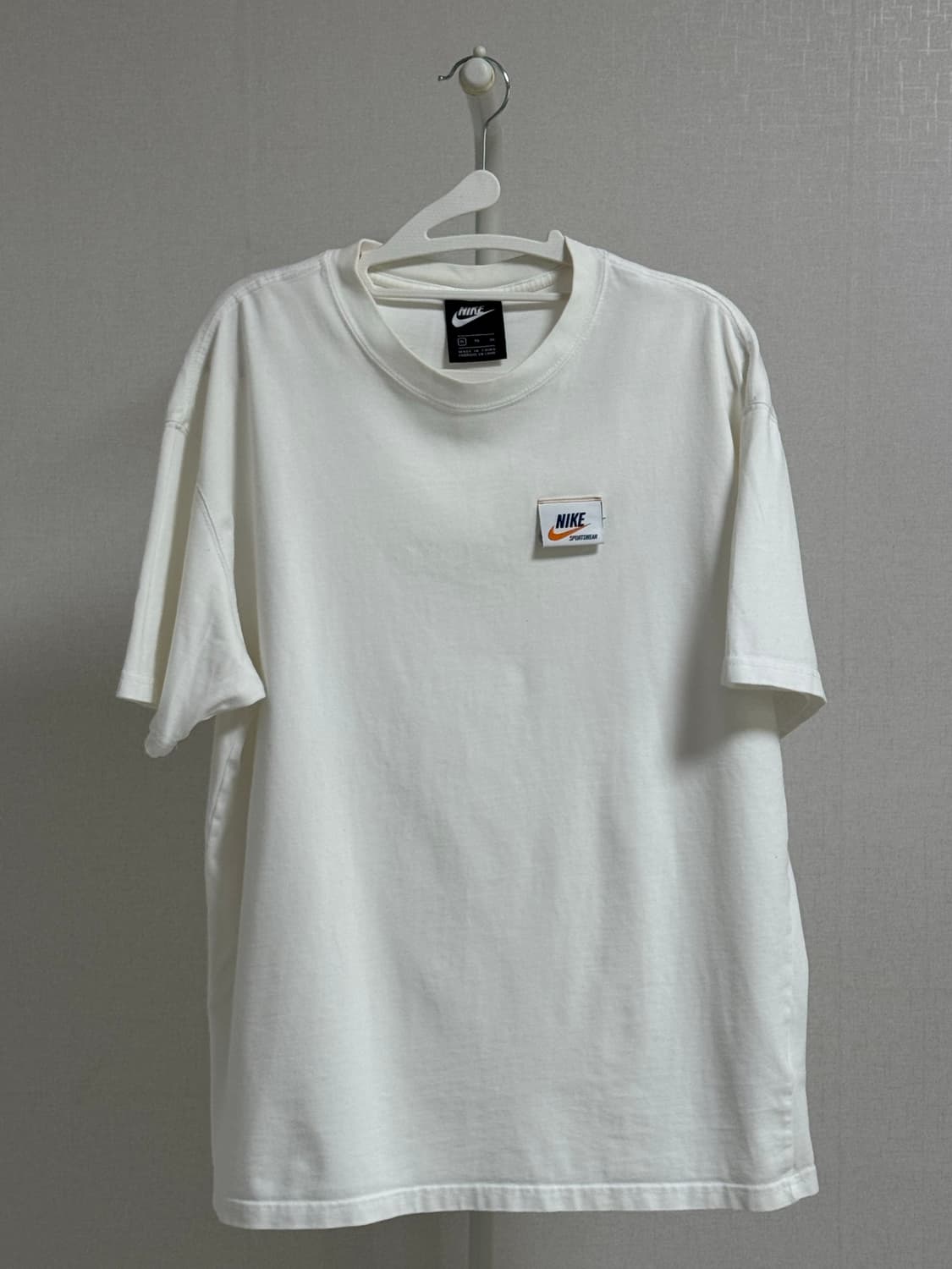 나이키 스포츠웨어(NSW) 백 로고 자수 반팔 티셔츠 XL 상품이미지2