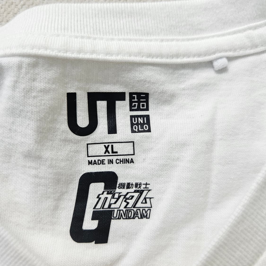 XL 유니클로X기동전사 그래픽 반팔티 0326Y 상품이미지3