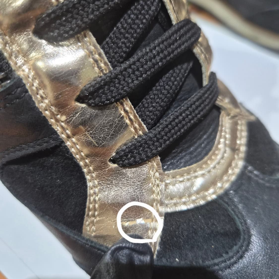 MCM 블랙&골드 웨지 하이탑 스니커즈 상품이미지8