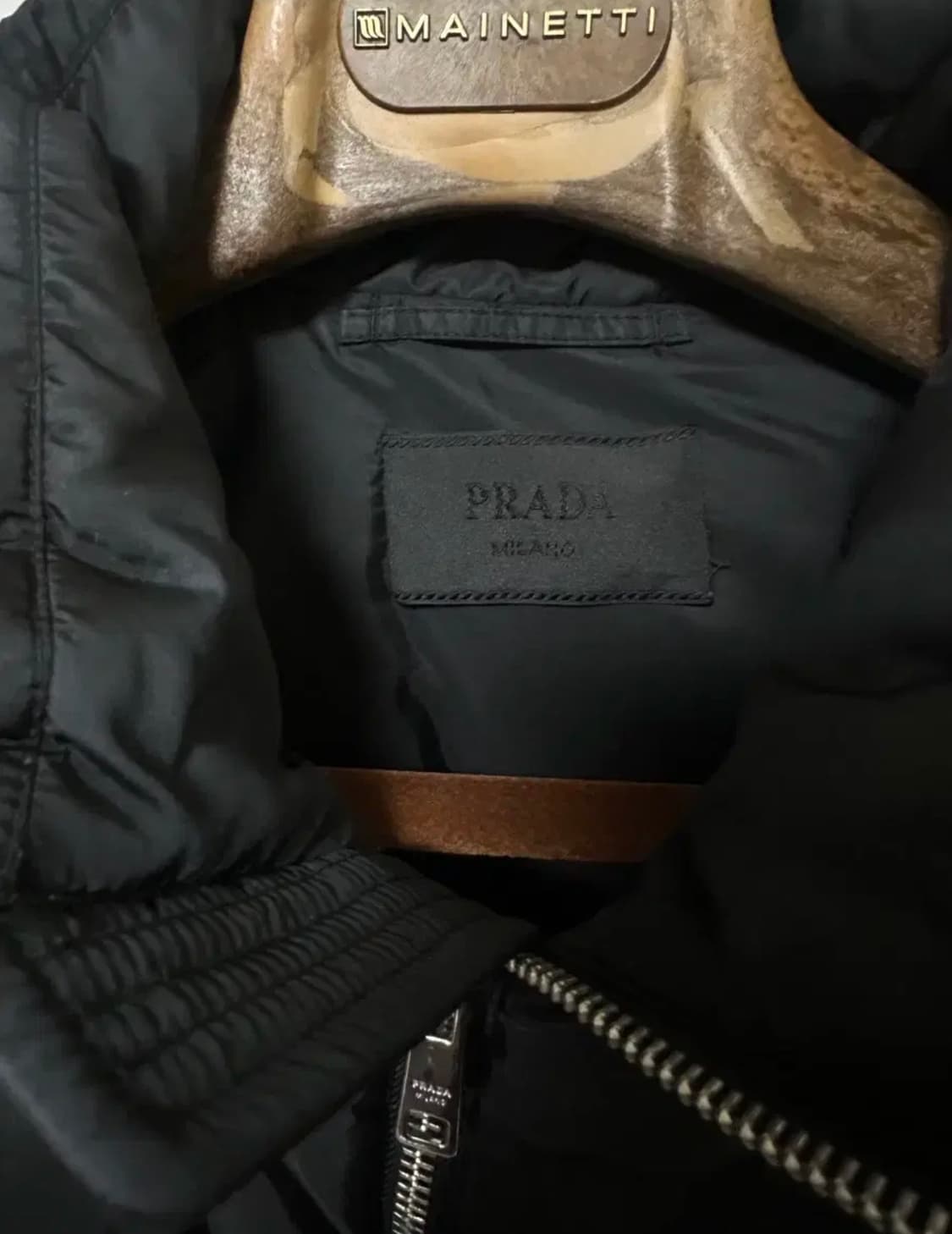 프라다 리나일론 패딩 48사이즈 상품이미지3