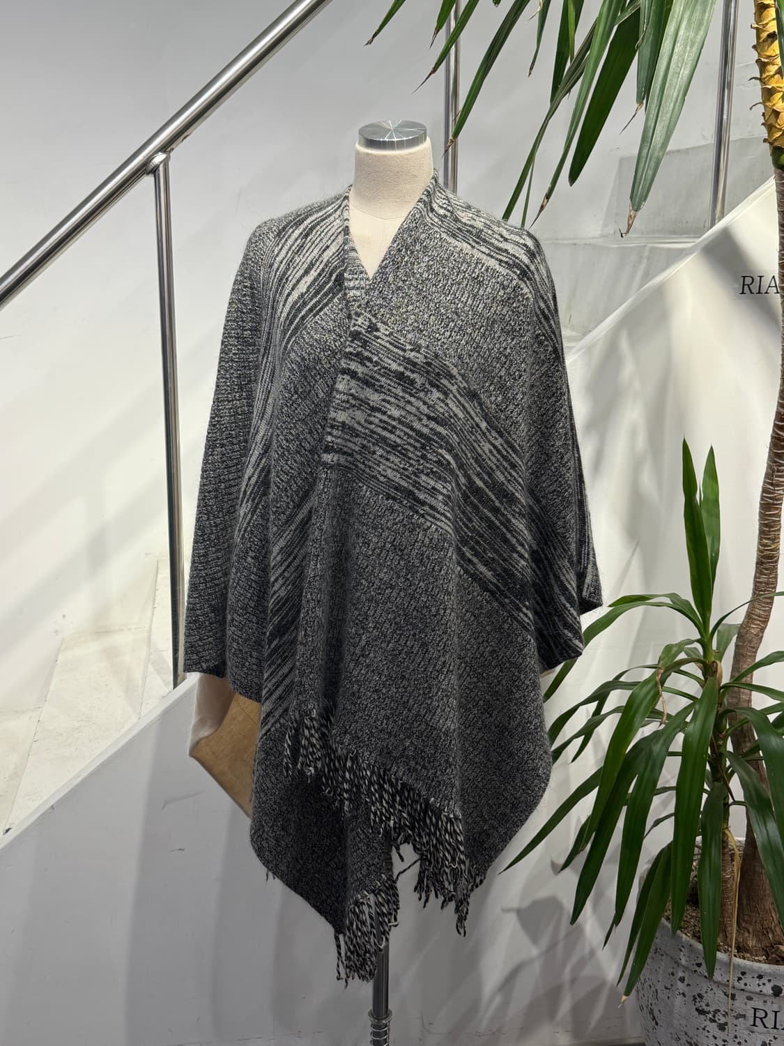 Stussy 스투시 대형 숄 상품이미지2