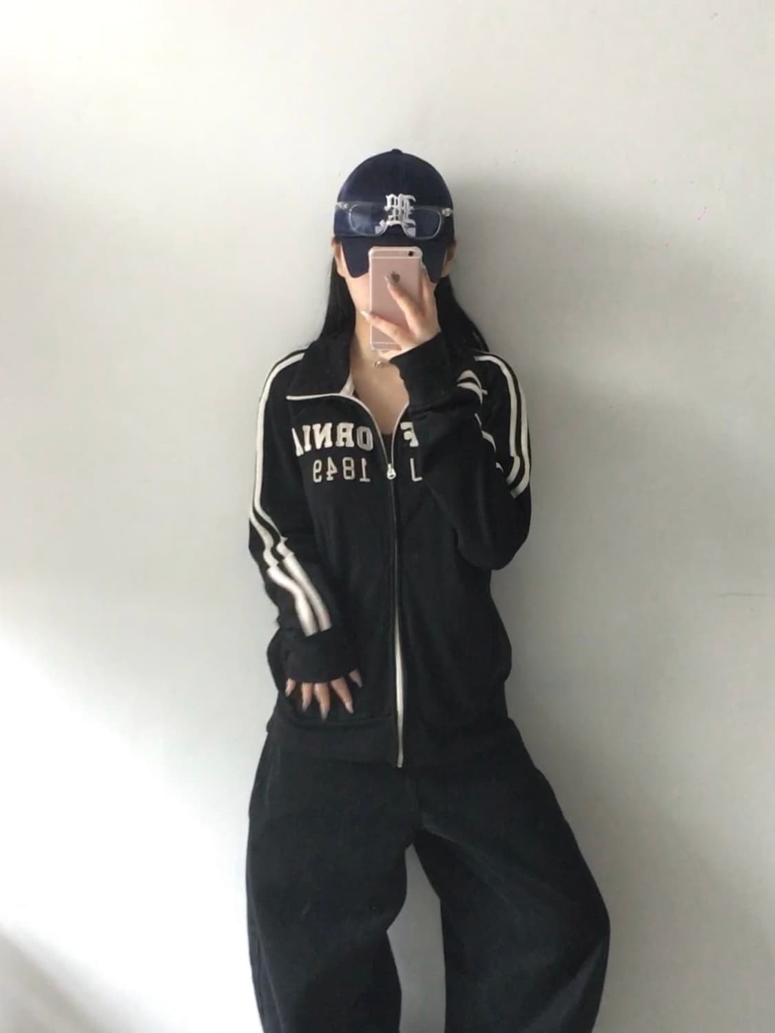 후아유 자수 패치로고 코튼집업 상품이미지1