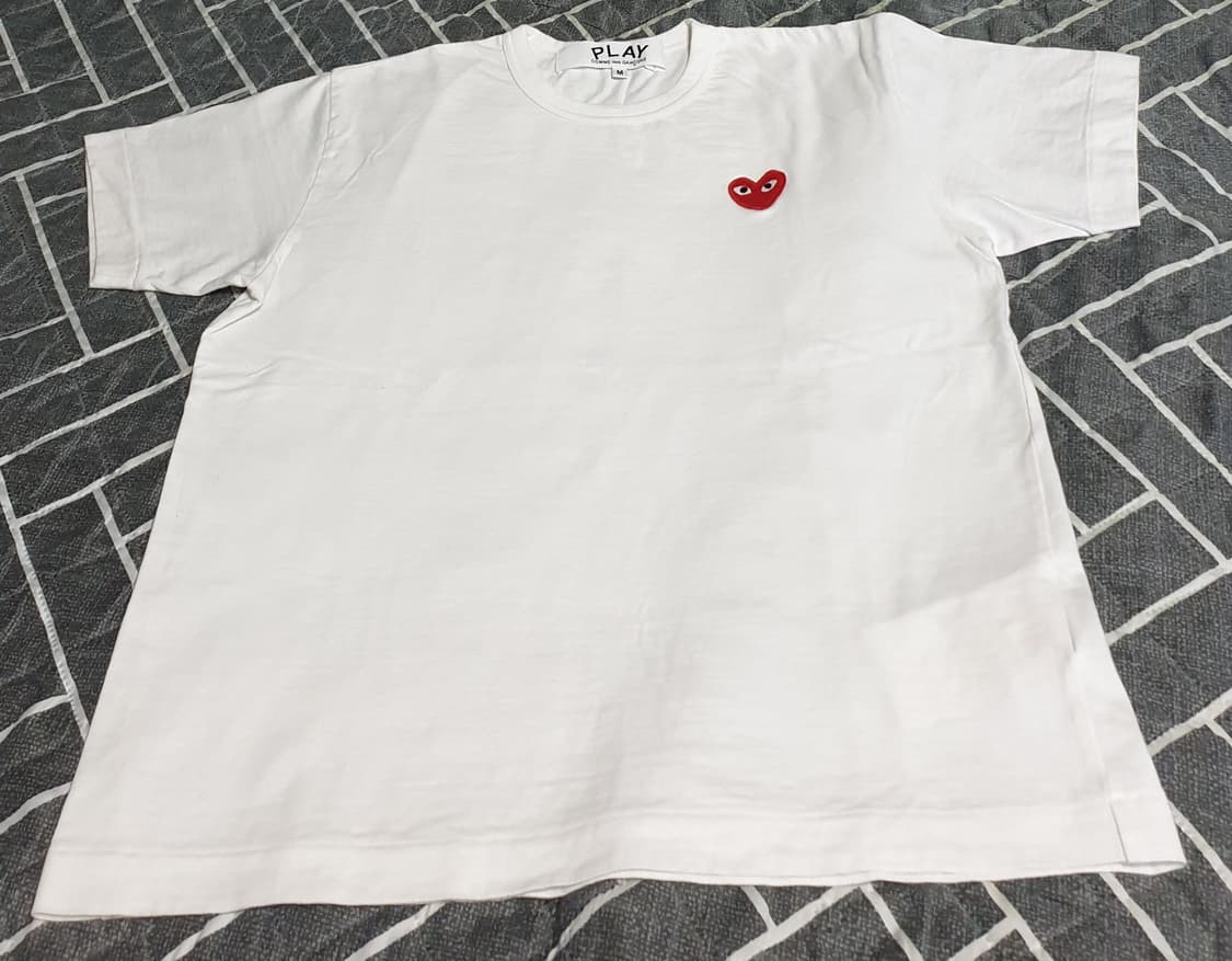 꼼데가르송 하트와펜 반팔티 화이트 (M) 상품이미지1