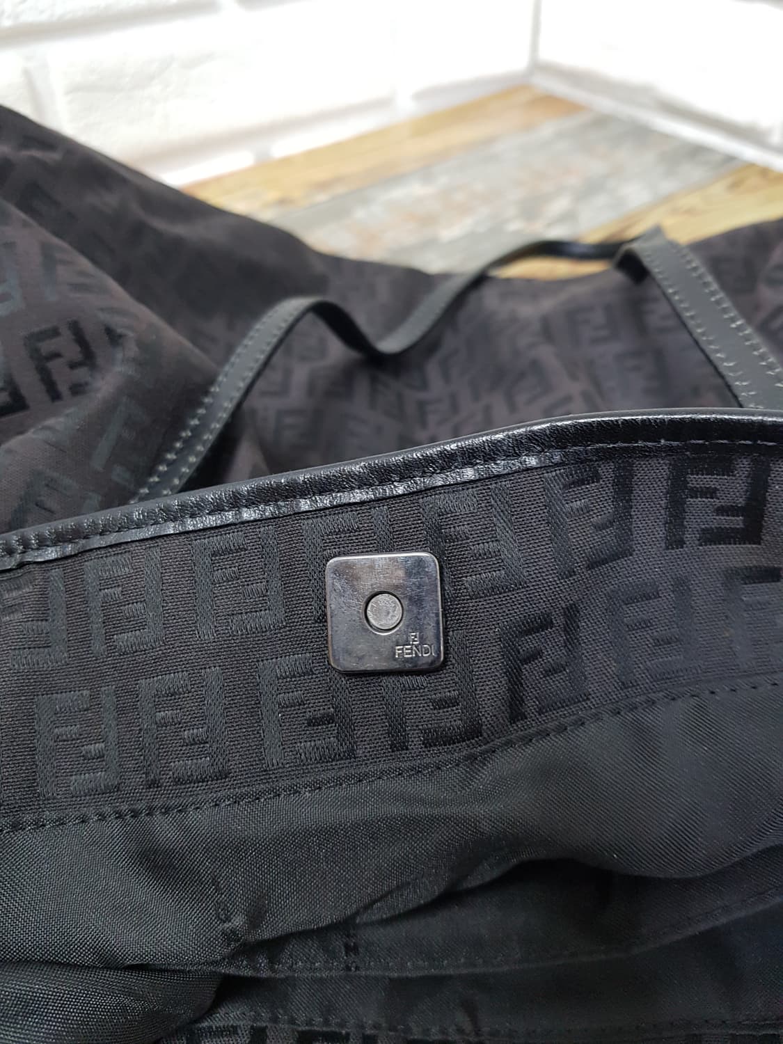 [정품] 펜디 주카 패브릭 쇼퍼백 상품이미지8