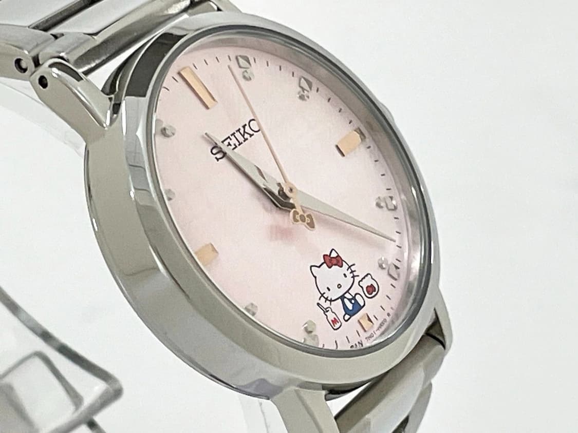 세이코 X 헬로키티 50주년 기념 콜라보 한정판 시계 상품이미지5