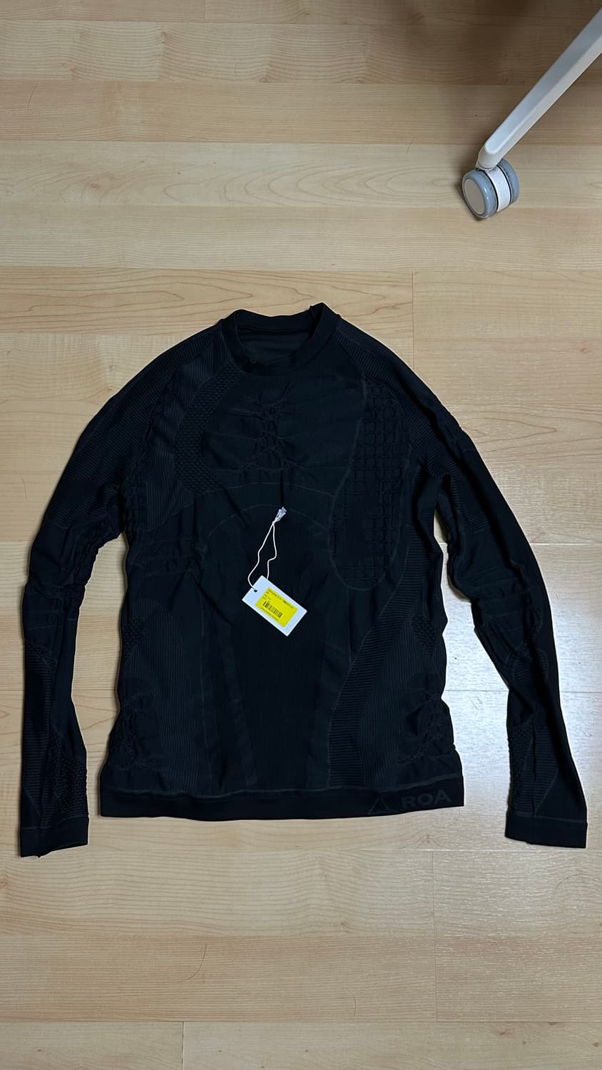 ROA 3D knit roundneck 니트 라운드넥 S사이즈 상품이미지1