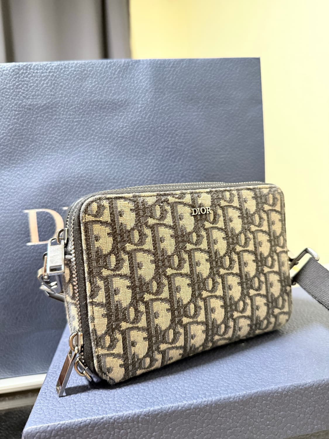 디올 오블리크 파우치 메신저백 상품이미지1