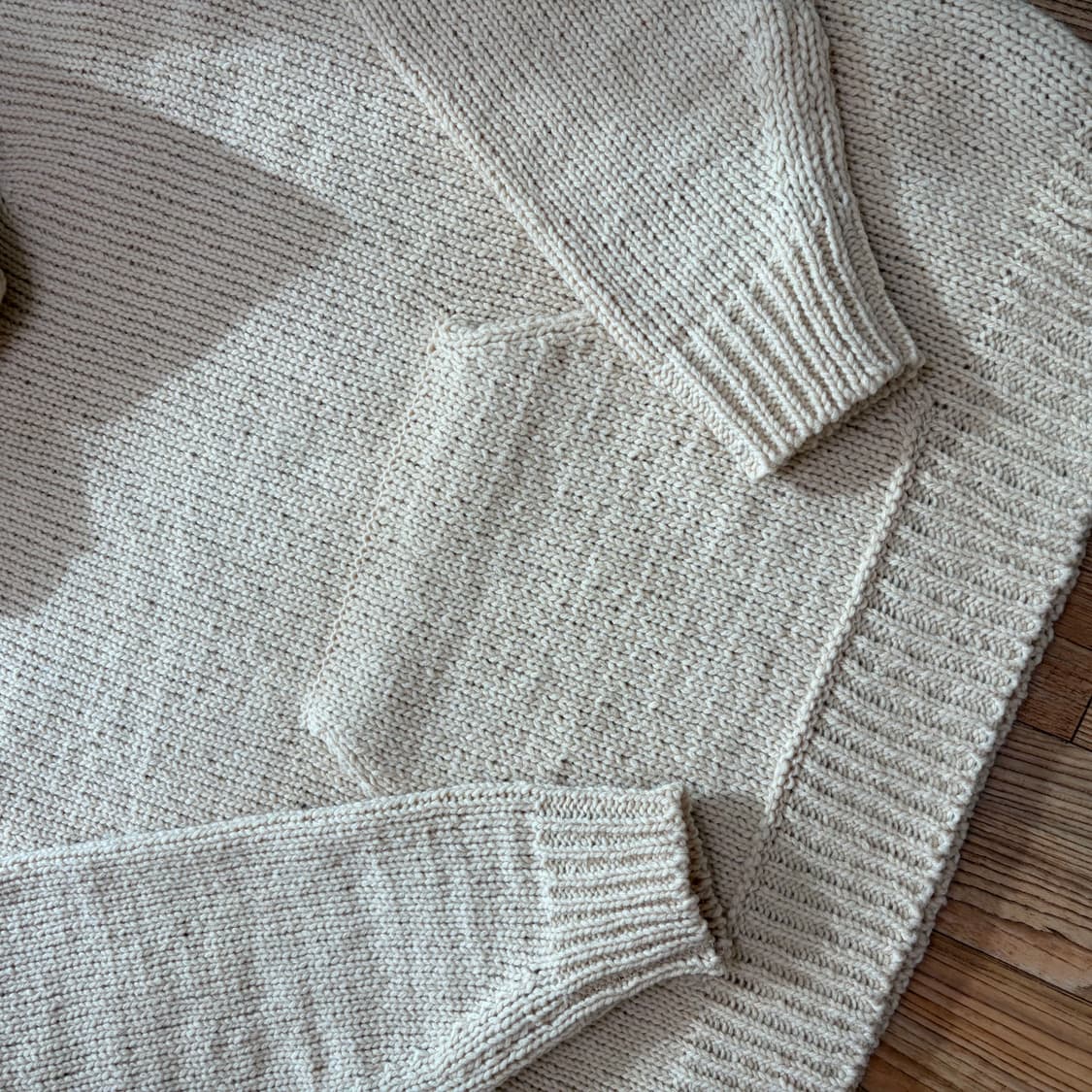 비즈빔 23aw 앰플러스 니트 아이보리 상품이미지4