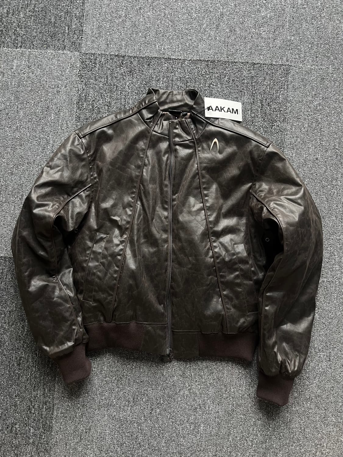 아캄 Piping Leather Blouson (Brown) 상품이미지1