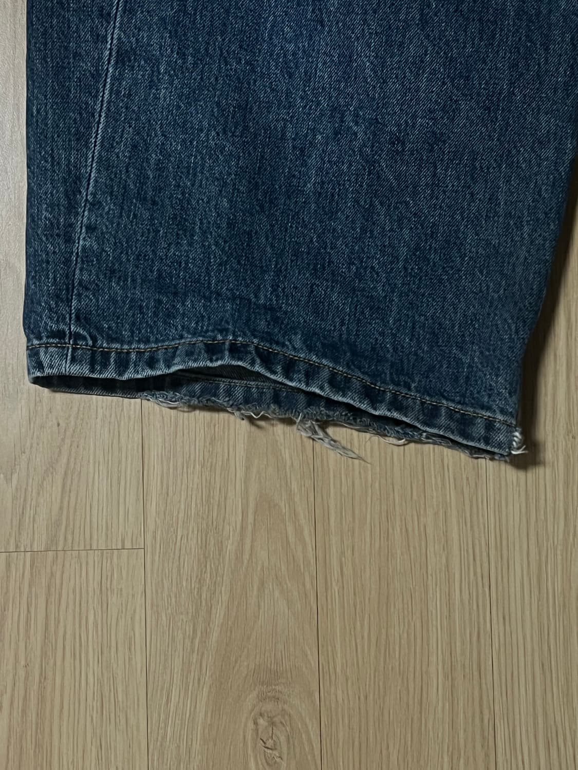 해칭룸 와이드커브진 워시드블루 2사이즈 상품이미지5