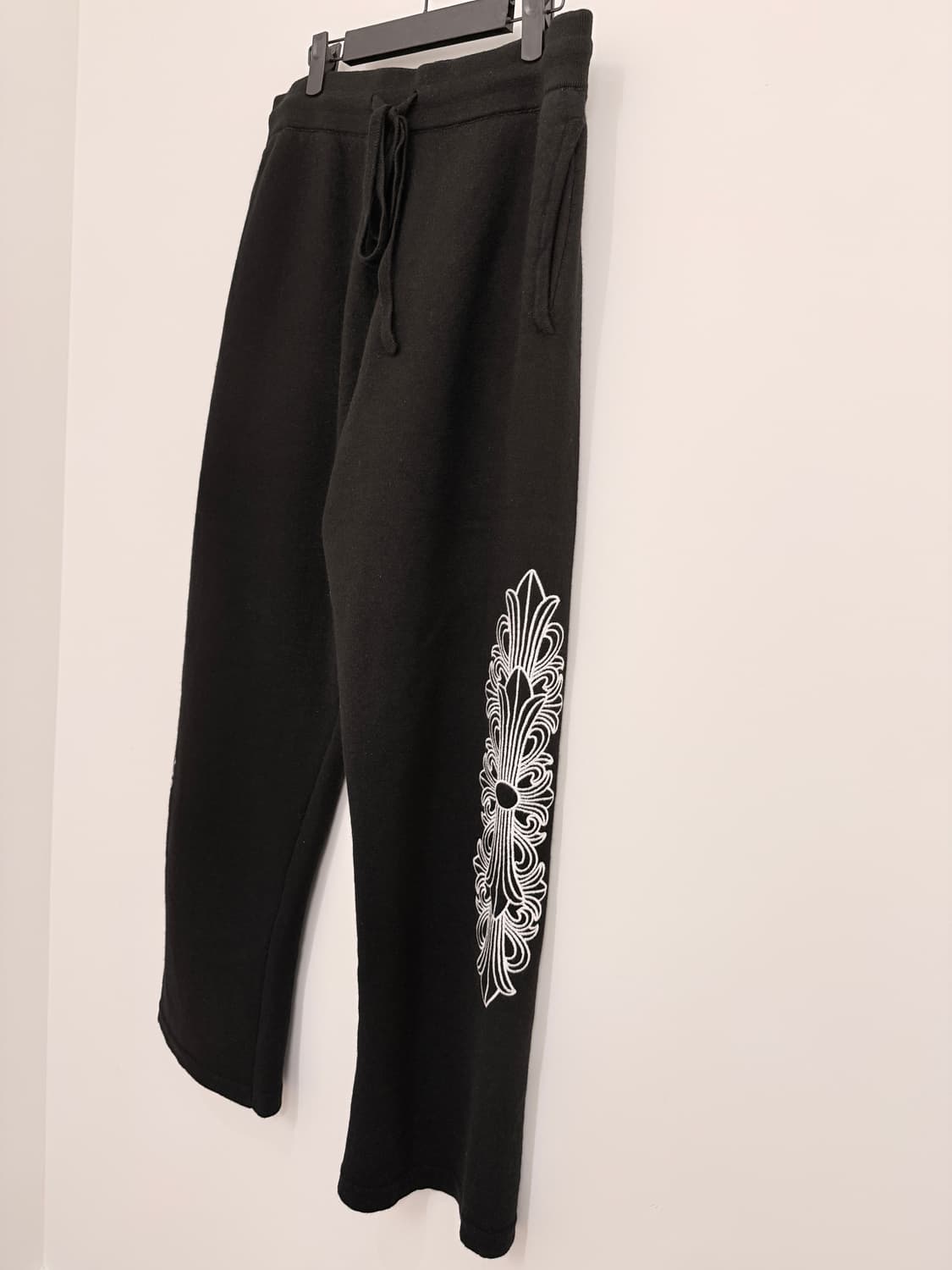 크롬하츠 캐시미어 플로랄 자수 팬츠 M  상품이미지1