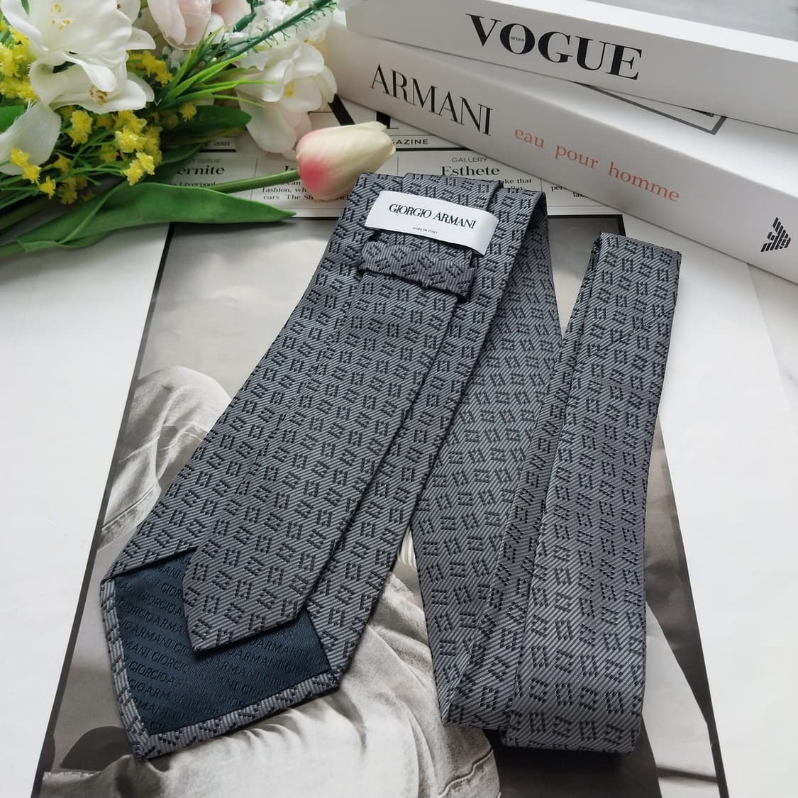 조르지오 아르마니 실크 모노그램 넥타이 8.5cm A+등급 K796
 상품이미지6