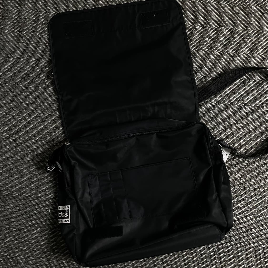 00s 아디다스 올드스쿨 스펠아웃 크로스백y 3651 상품이미지5